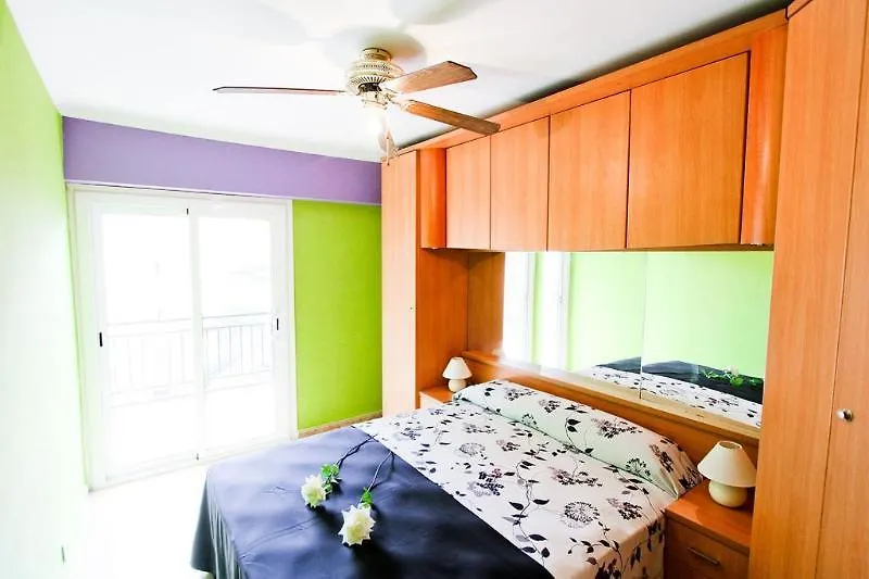 Apartamentos Flandria サロウ