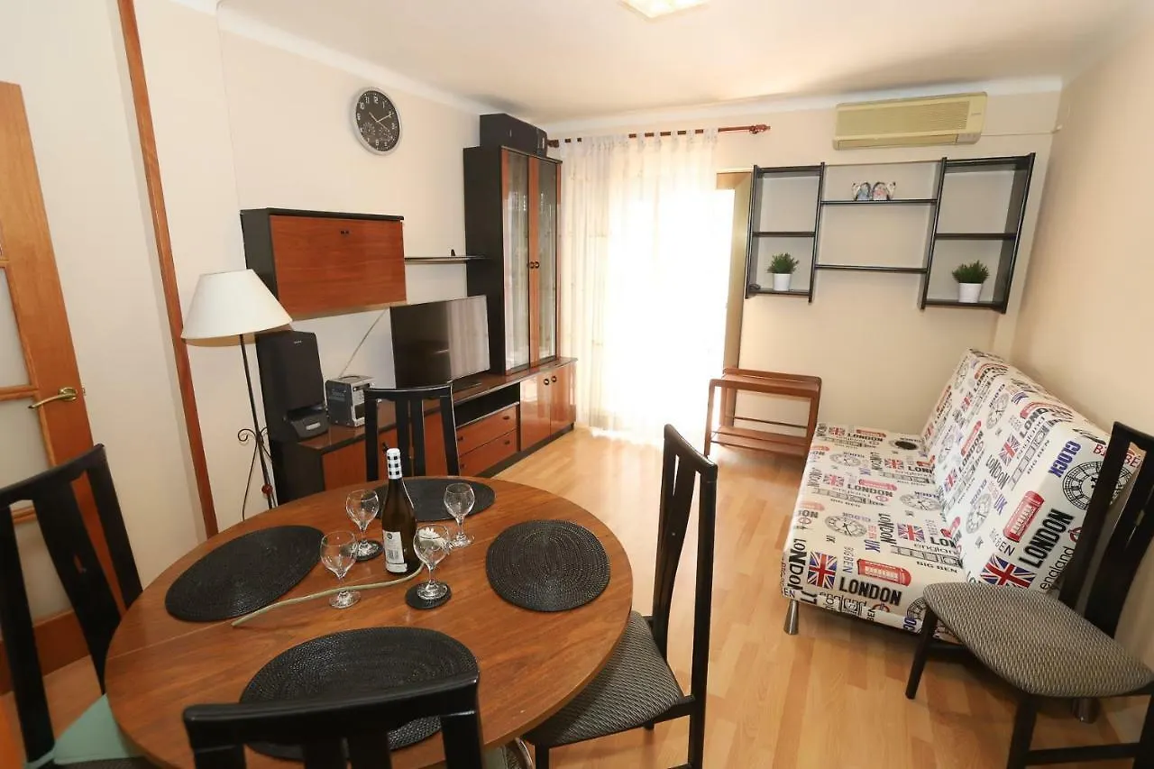 Apartamentos Flandria サロウ 0*,