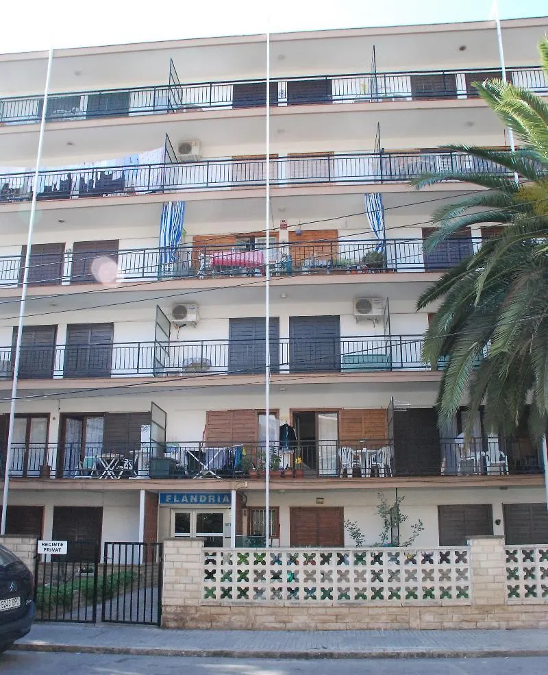 Apartamentos Flandria Salou Apartment